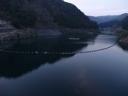 阿多岐紅葉湖
