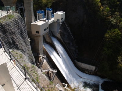 花山ダム