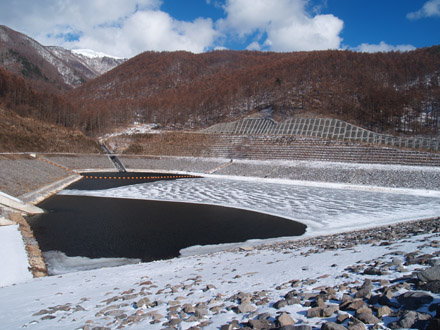 湖全景