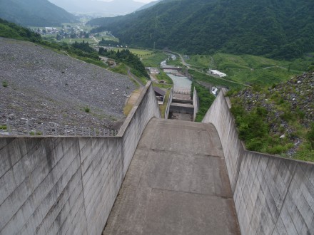 三国川ダム