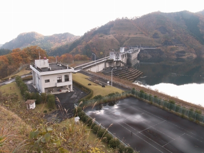 東荒川ダム